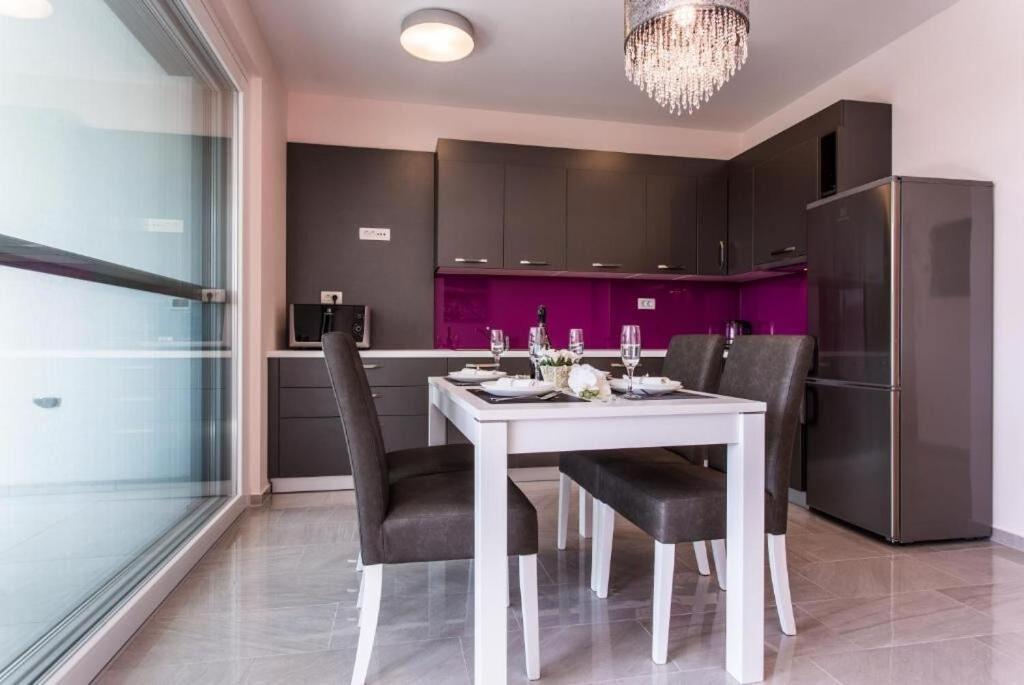 Apartments Marina มาลินสกา ภายนอก รูปภาพ
