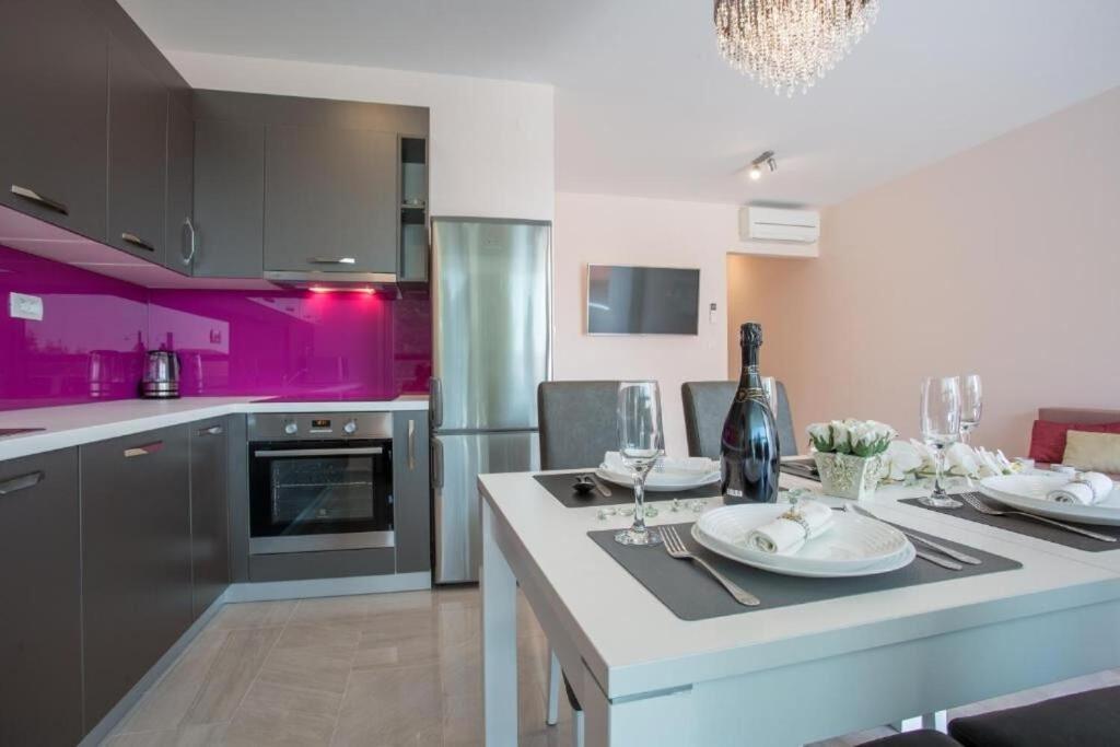 Apartments Marina มาลินสกา ภายนอก รูปภาพ